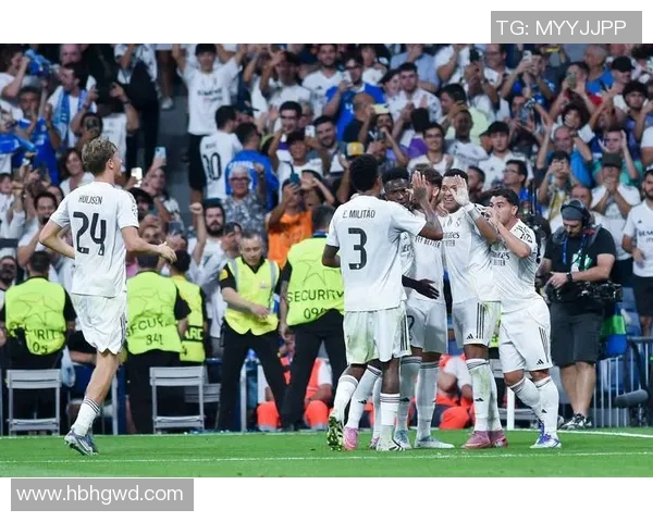 马赛足球俱乐部球星引领新赛季崛起成就足球传奇梦想